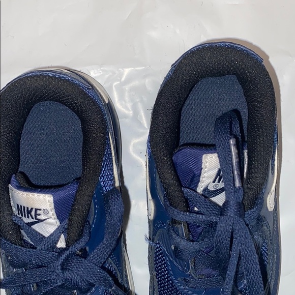 Nike Air Max - Picture 6 of 7